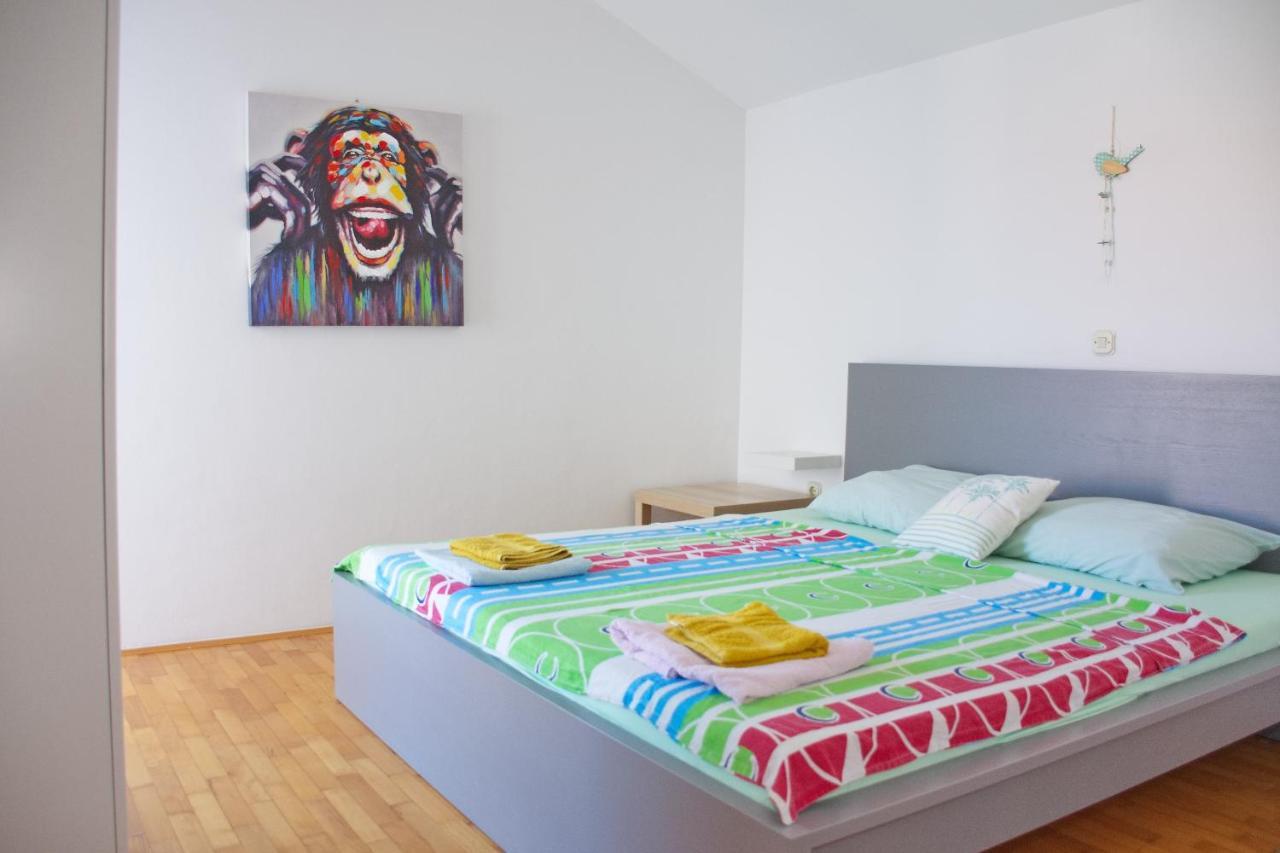 Apartments Summersong Novalja Exterior photo