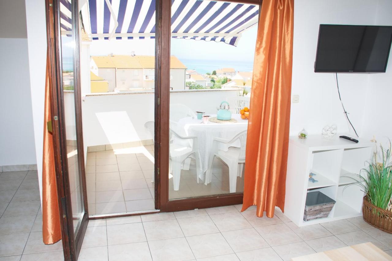 Apartments Summersong Novalja Exterior photo