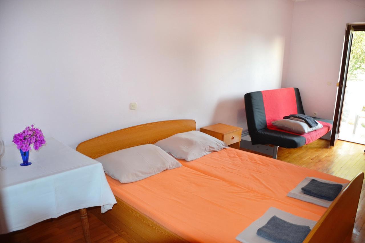 Apartments Summersong Novalja Exterior photo
